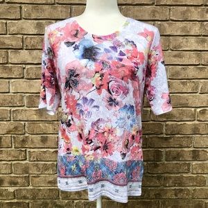 Chris. & Banks: floral lightweight t shirt